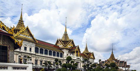 Fototapeta premium Grand Palace (with temple of Emerald Buddha) Bangkok, Thailand