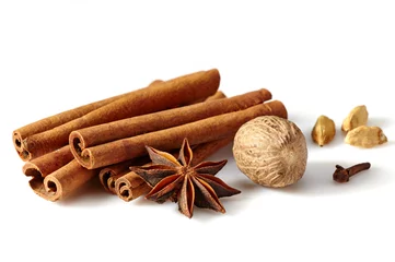 Deurstickers Cinnamon sticks and spices © baibaz