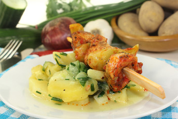 Kartoffel-Gurkensalat