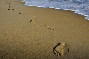 Meditation beim Strand Spaziergang