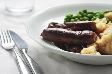 Sausages and mash