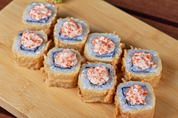 cream cheese and tobico sushi roll