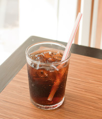 cola with ice