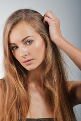 Naklejka premium young woman