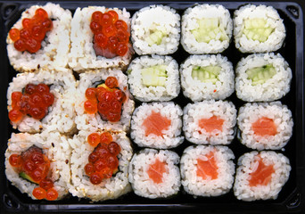Sushi rolls