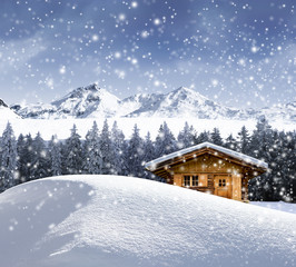 Verschneite Schihütte
