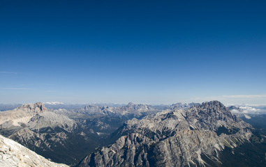 Fototapeta na wymiar Croda Rossa (Hohe Gaisl) und Cristallogruppe - Dolomity - Alpy