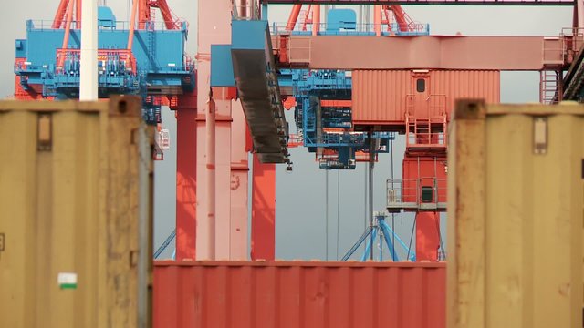 Containerhafen Hamburg