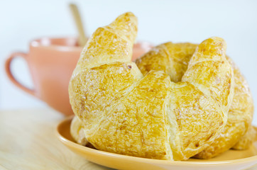 bread on dish