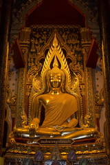 golden buddha statue
