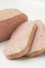 ランチョンミート