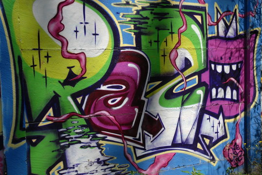 mur