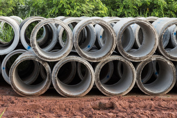 Concrete drainage pipe