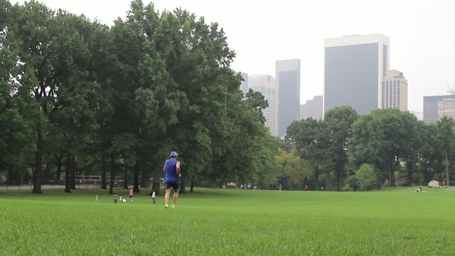 Man jogging at Central Park, New York
