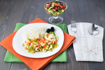 Rice with chicken and vegetables
