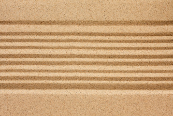 Straight lines in the sand