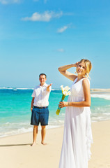 Fototapeta na wymiar wedding on a beach, bali