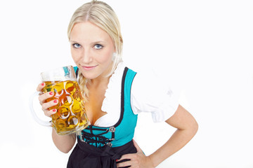 Frau mit Bierglas