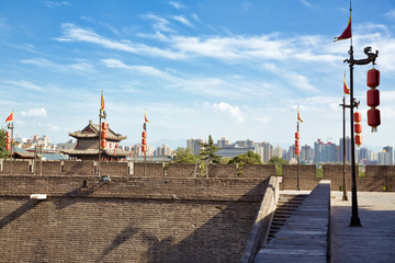 Xian - ancient city wall © lapas77