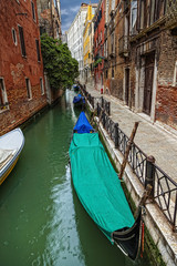 Fototapeta na wymiar Venice on a rainy day. (HDR image)