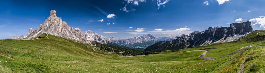Fototapeta na wymiar Italy Dolomites mountain - Passo di Giau.