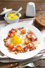 Fried eggs with bacon