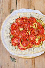 Roasted tomato and pepper tart