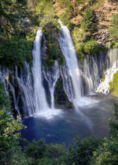 Fototapeta na wymiar Burney Falls