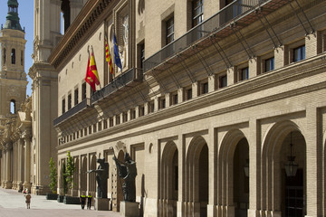 Fototapeta na wymiar Zaragoza Townhall