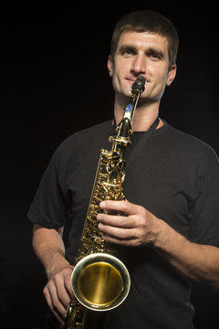 Close up of saxophonist