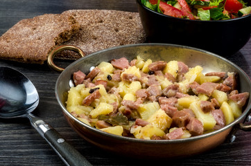 Fried potato with meat