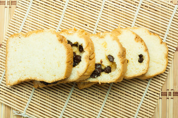 Raisin bread