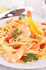 spaghetti with shrimp