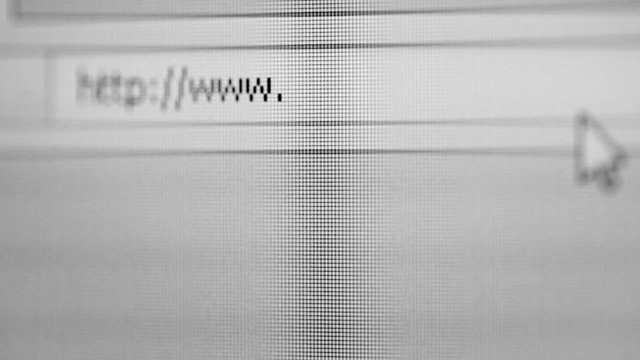 Computer mouse pointer indicates address bar of a web browser