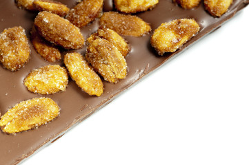 Tablette chocolat amandes caramélisé
