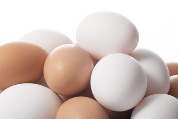 積み上げた複数の卵