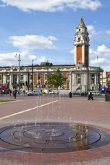 Foto auf Acrylglas Windrush Square and Lambeth Town Hall in Brixton, London. © chrisdorney