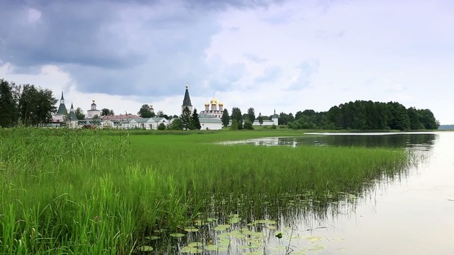 Movement of clouds over Valday Iversky Monastery, 17th century. 