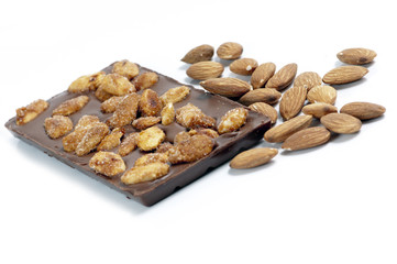 Tablette chocolat amandes caramélisé