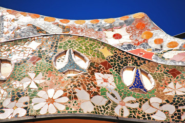 Naklejka premium Decoration on the facade of casa battlo