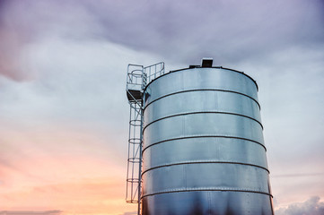 silo for grain