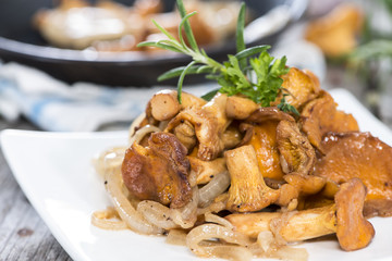 Fresh fried Chanterelles