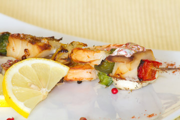 brochette de poissons