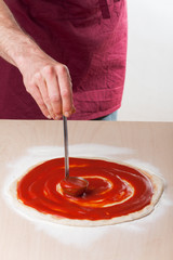 Tomatensauce für eine Pizza