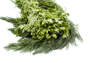 Frischer Dill mit Blattpetersilie