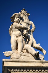 Pomnik aniołów na Placu Cudów w Pizie, Włochy