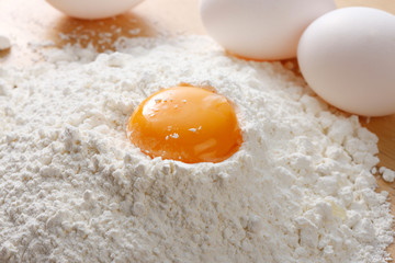 小麦粉と卵