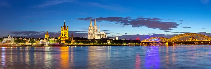 Foto auf Glas Skyline-Panorama der Stadt Köln, Deutschland © Noppasinw