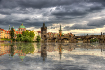 Naklejka premium The Charles Bridge in Prague, Czech Republic