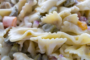 Gemischter Nudelsalat